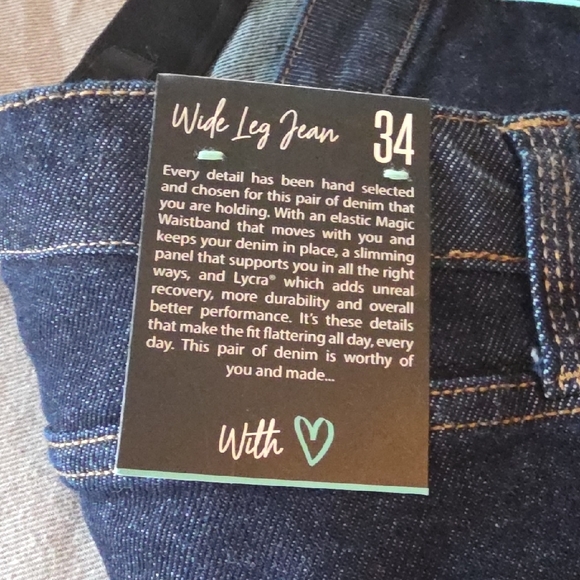 LuLaRoe Women's Wide Leg Jeans - Picture 4 of 5